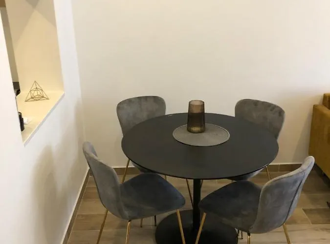 Mak With Free Parking * Póla