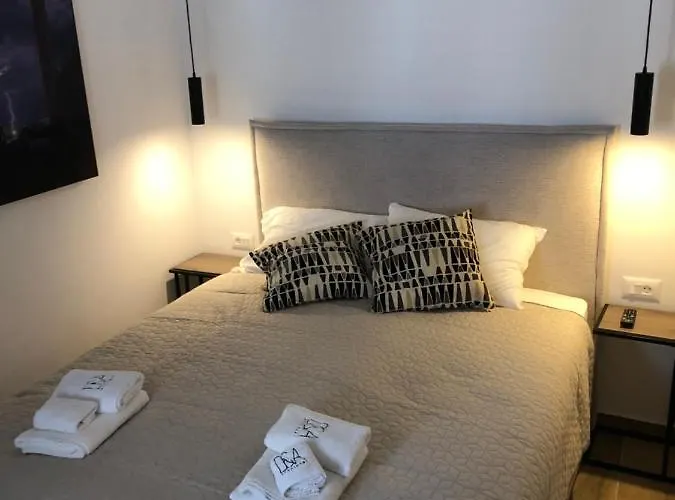 Mak With Free Parking * 풀라